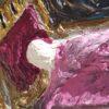 Opera astratta di un artista contemporaneo, colori vivaci e forme dinamiche.